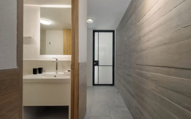 Berna 14 by Wynwood House