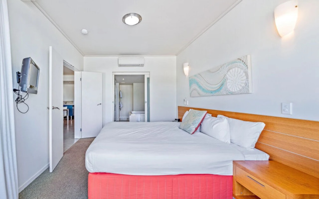 Once Upon A Tide in Airlie