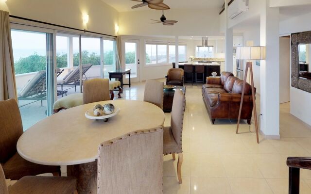 Lighthouse and Ocean Views at Villa Playamar