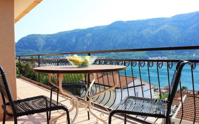 Apartments Peranovic
