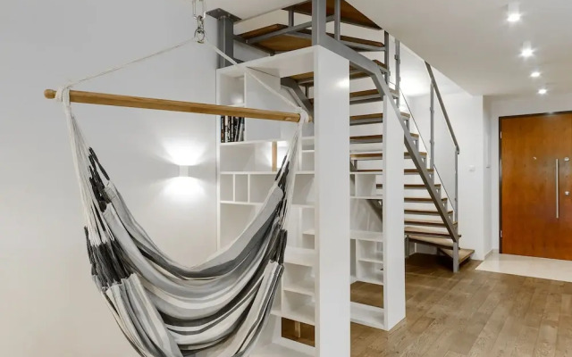Lumina luxury apartment with 3 terraces
