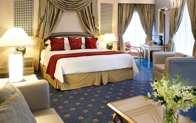 Radisson Blu Hotel, Dubai Deira Creek