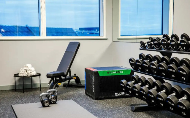 Holiday Inn Manchester Airport by IHG