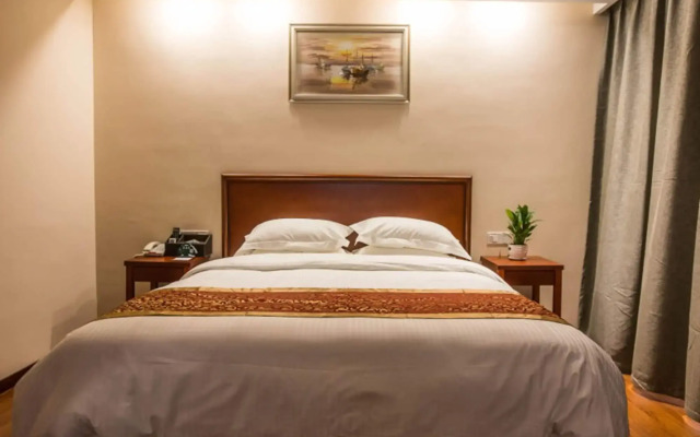 GreenTree Inn Zhenjiang Danyang Wanshan Park Express Hotel