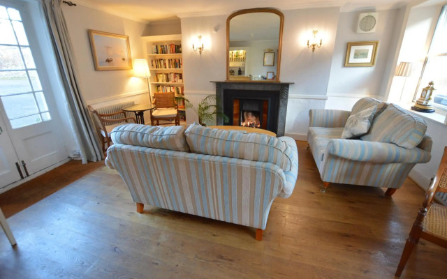 Chantry Hotel