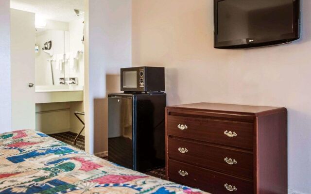 Rodeway Inn Rahway
