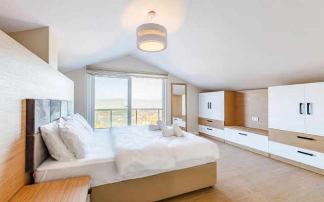 Peaceful Villa With a Garden in Kartepe Near Sapanca