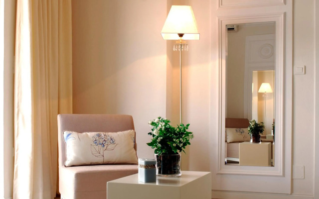 Pleiades Luxurious Villas