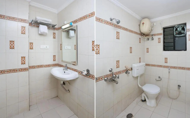 Hotel Saraswathi Residency