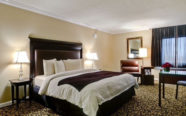 Bella Vista Hotel & Suites