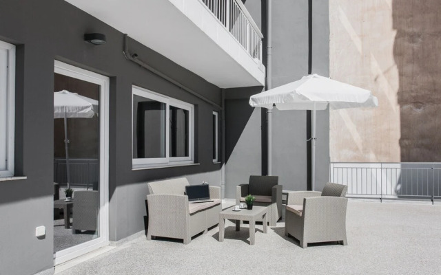 WYZ Attiki Aparthotel