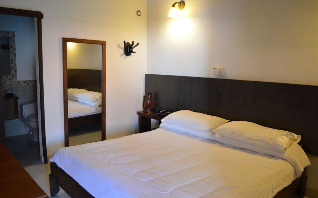Hotel Rancho Regis