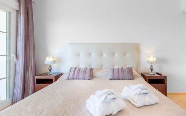 Belvilla by OYO La Zenaida II