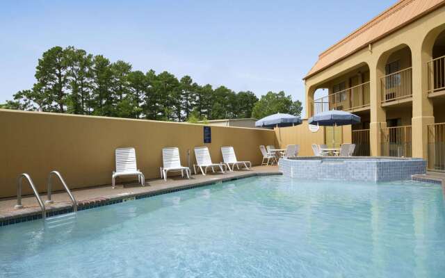 Days Inn by Wyndham Southaven MS