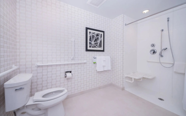 Courtyard Wilmington Downtown/Historic District