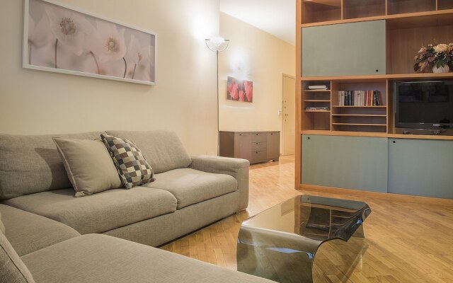 easyhomes - San Babila Corridoni