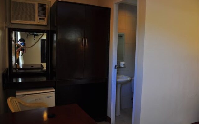 Club Manila East Taytay