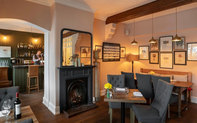 The Five Arrows Hotel