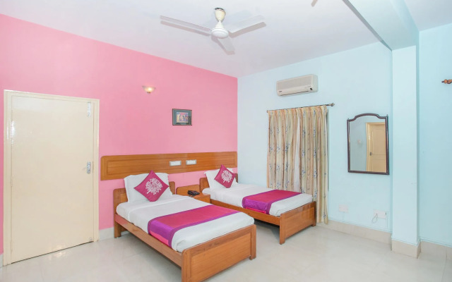 Hotel Red Carpet Residence by OYO Rooms