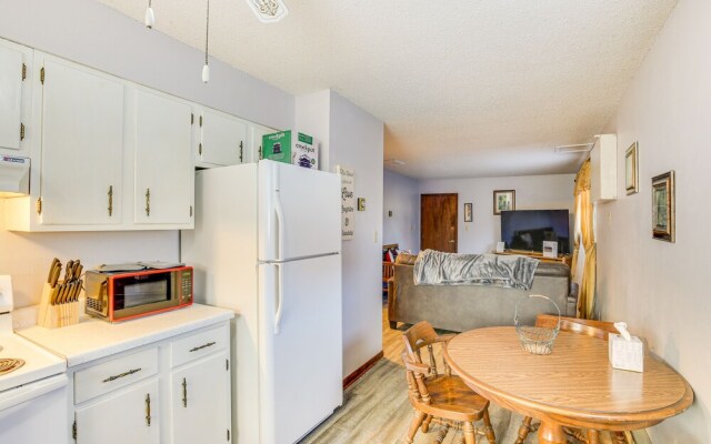 Downtown Pierre Apartment ~ 1/2 Mi to River!