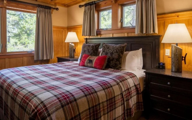 Tamarack Lodge and Resort