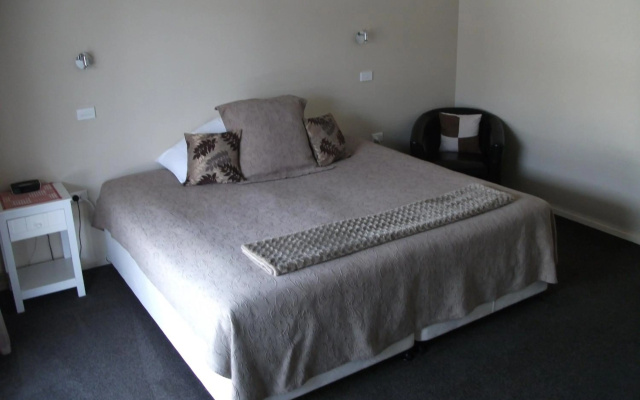 Scenicland Motels – Guest Rooms – Greymouth