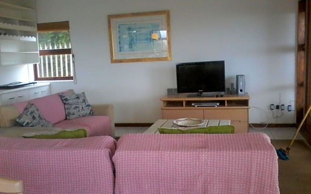 4 Carnoustie House