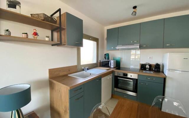 Cosy appt 4* face à Pontaillac - parking & WIFI