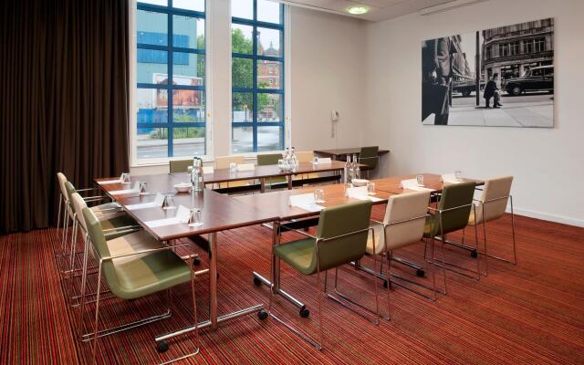 Holiday Inn Express London City by IHG