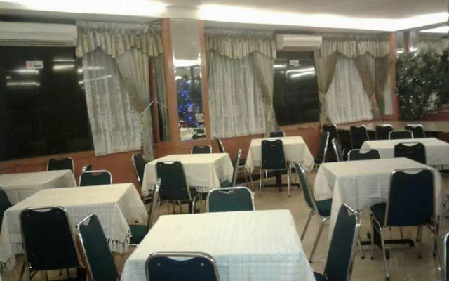 Plaza Hotel Harco Mangga Dua