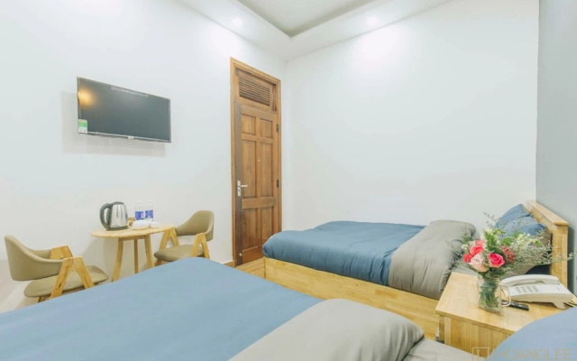 Thuat Khuyen Hotel – Guest Rooms – Da Lat