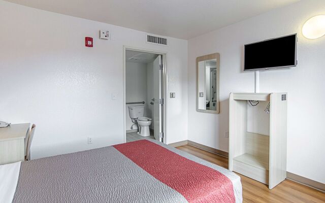 Days Inn by Wyndham Rock Springs