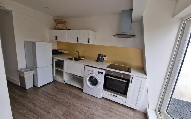 Impeccable 1-bed Apartment in London