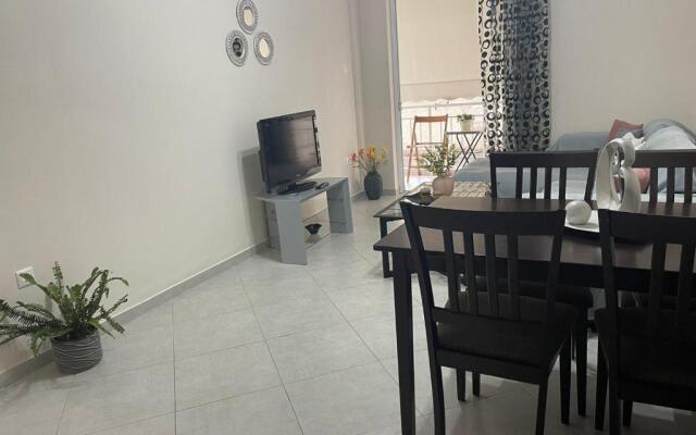 Cozy Apartment in Nea Palatia-Oropos