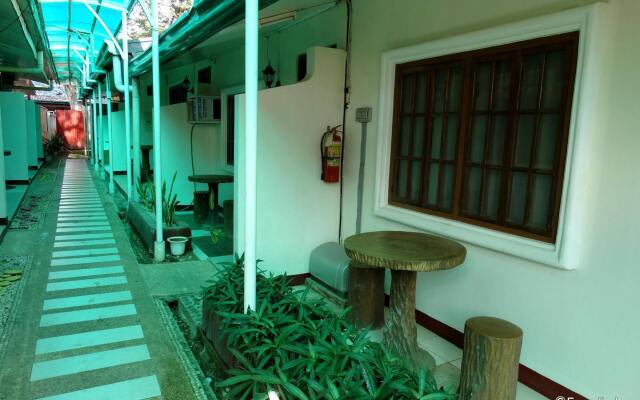 D' Lucky Garden Inn