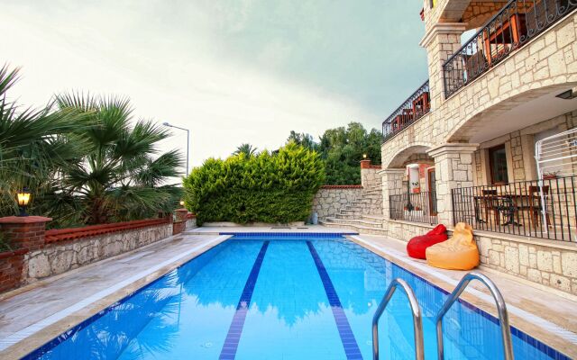 Pasha Port Hotel & Restaurant