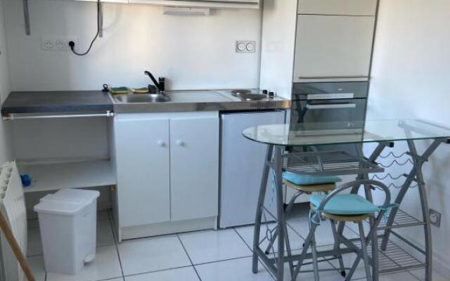 Bel appartement chez particulier calme et piscine