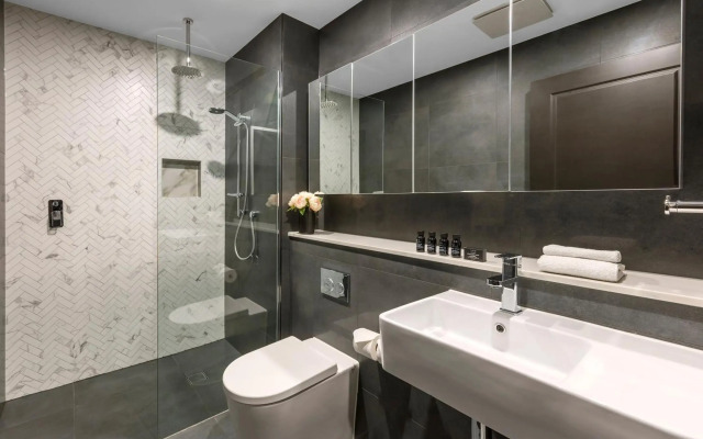 Gladius Hotel & Suites