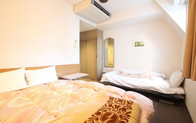 Sakura Hotel Ikebukuro - Hostel