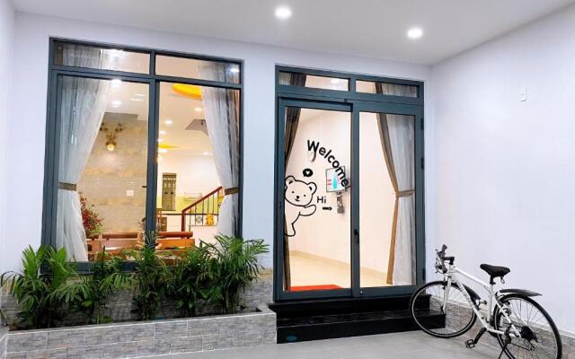 Gold Pig Homestay & Apartment