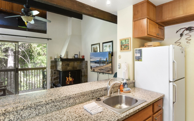 Enjoy Forest Views Retreat at Kingswood Village!