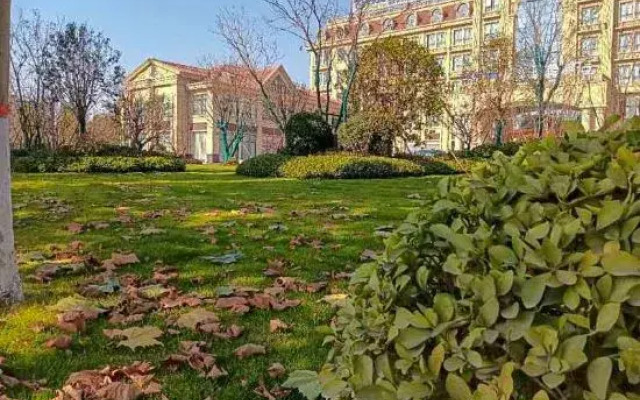 Kyriad Hotel (Hebi East High-speed Railway Station)