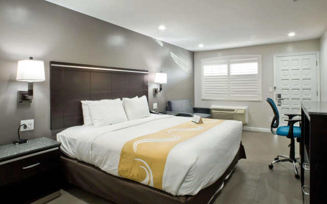 Bay Area Inn & Suites