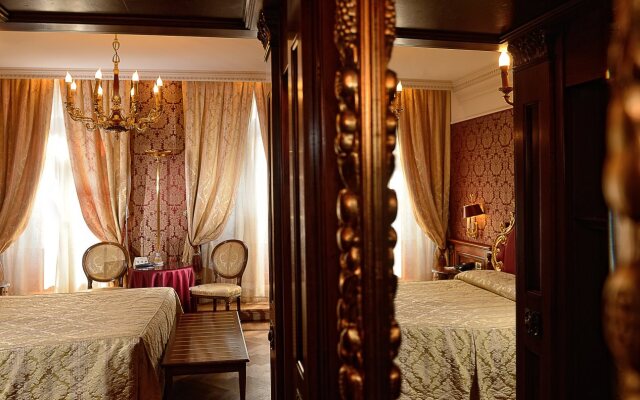 Bellevue Luxury Rooms – San Marco Luxury