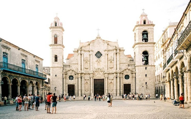 Villa Don Teto 8 Rooms: Luxury & Great Havana View