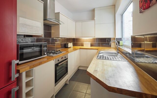 Host Stay St Denys View