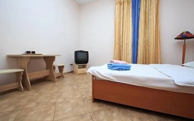 Guest House on Bessarabska Square