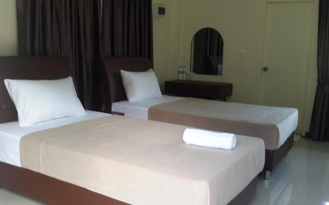 Petch Jed Sao Noi Resort