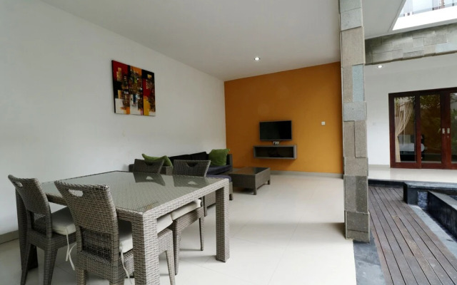 OYO 2693 The Ulun Kubu 4