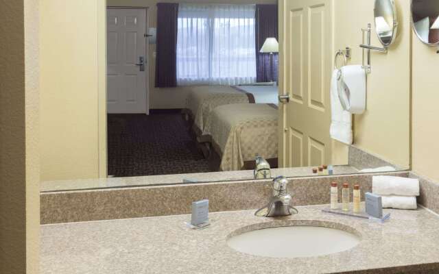 Hawthorn Suites by Wyndham Napa Valley